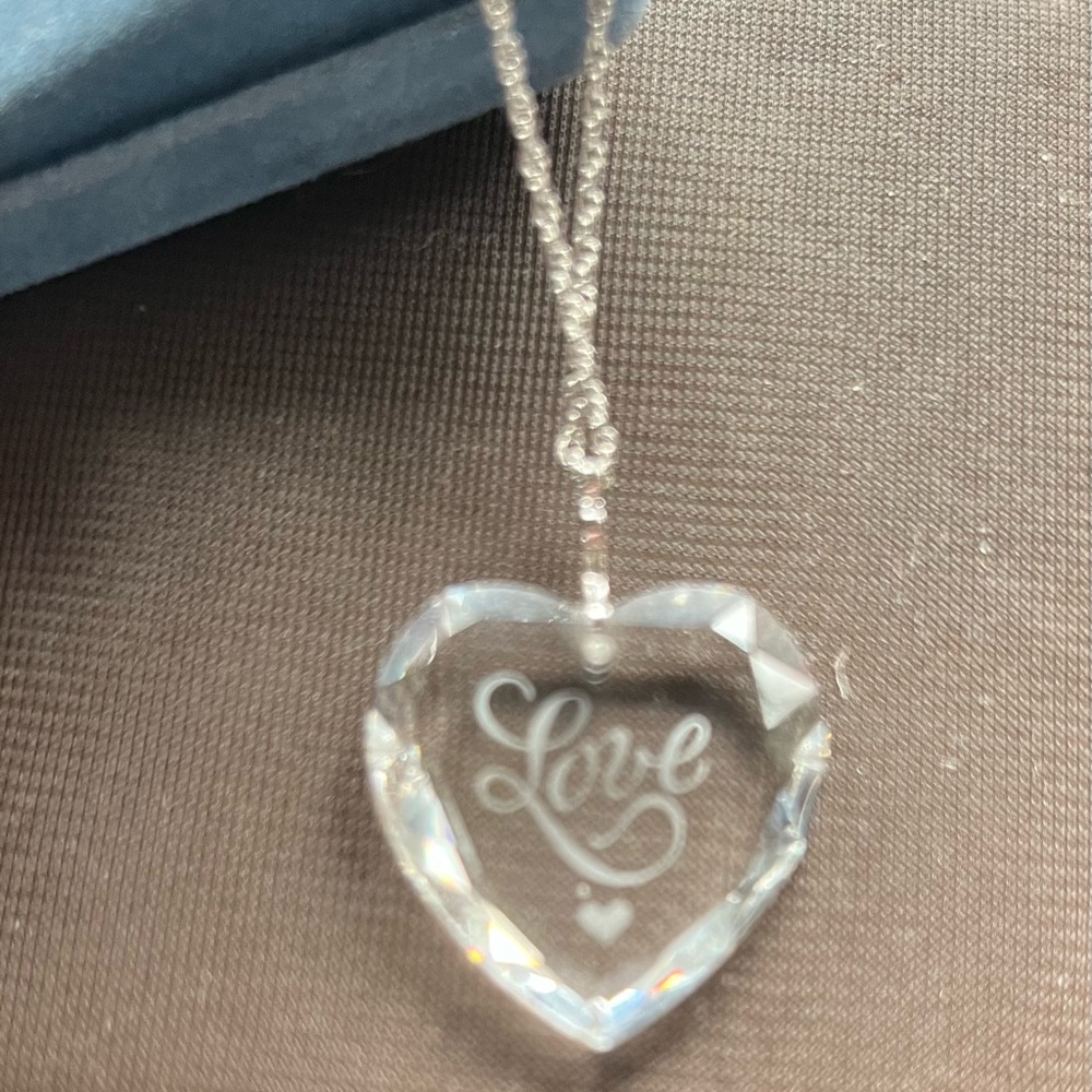 Hallmark Swarovski Little Gallery crystal Heart necklace